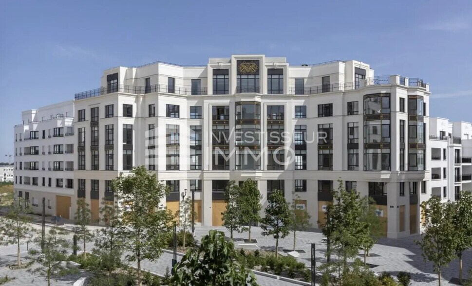 Bureau dans Chessy à vendre - Photo de l’immeuble – Image 1 sur 5