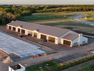 Plus de détails pour 2919 Commerce Dr., Derby, KS - Spécialisé à vendre