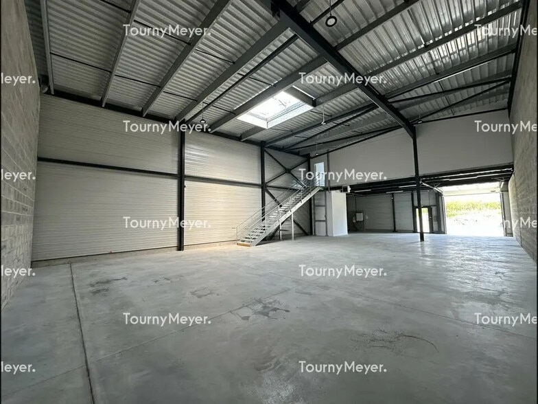 Local d’activités dans Saint-Herblain à louer - Photo intérieure – Image 2 sur 5