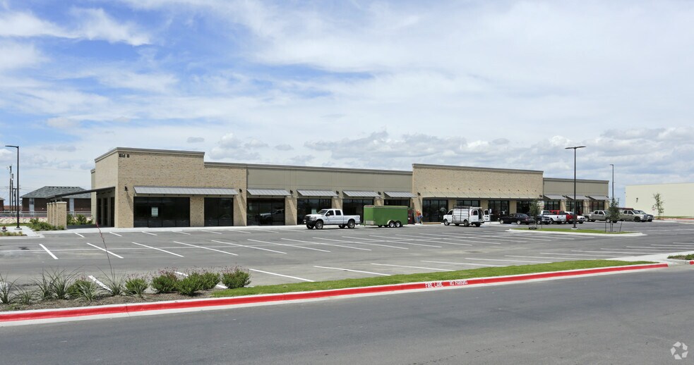 1103 W Stan Schlueter Loop, Killeen, TX à louer - Photo principale – Image 2 sur 14