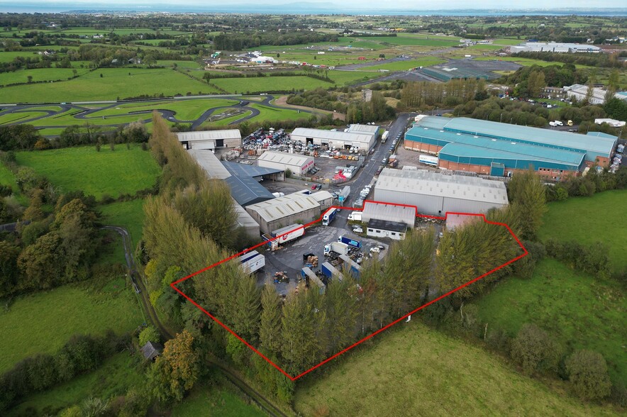 Dundrod Rd, Belfast à louer - Photo de l’immeuble – Image 1 sur 1