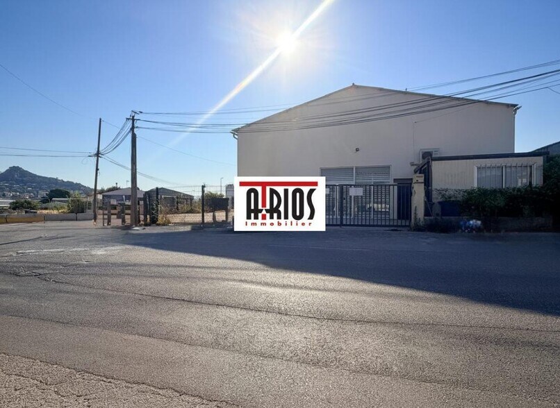 Industriel/Logistique dans Hyeres à louer - Photo de l’immeuble – Image 3 sur 6