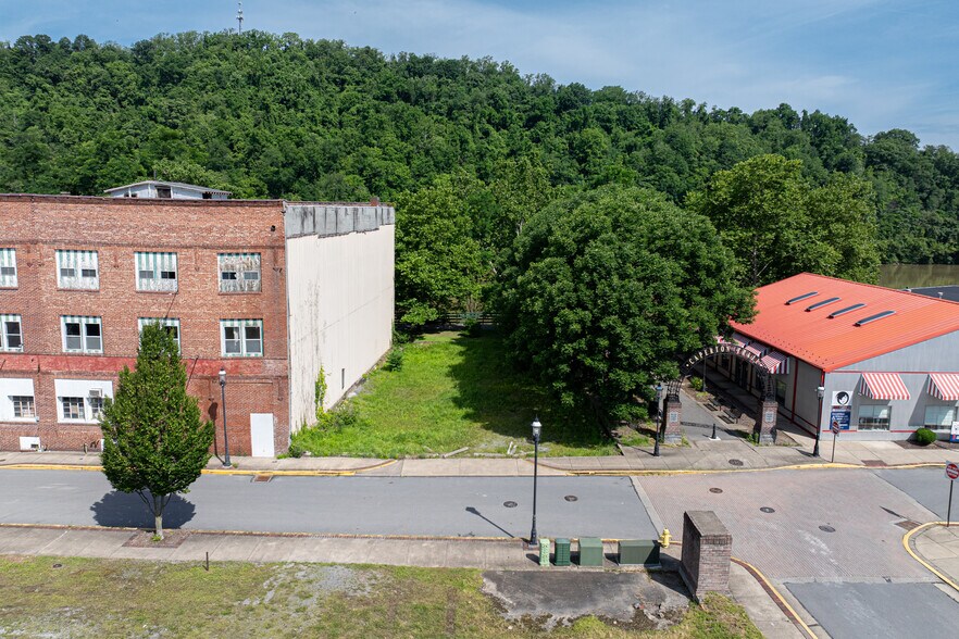 Clay Street Development portefeuille de 2 biens à vendre sur LoopNet.fr - Photo de l’immeuble – Image 2 sur 10
