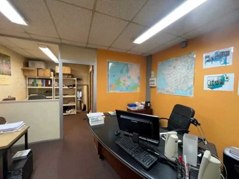 19 Rue Clément Michut, Villeurbanne à louer - Photo de l’immeuble – Image 3 sur 6