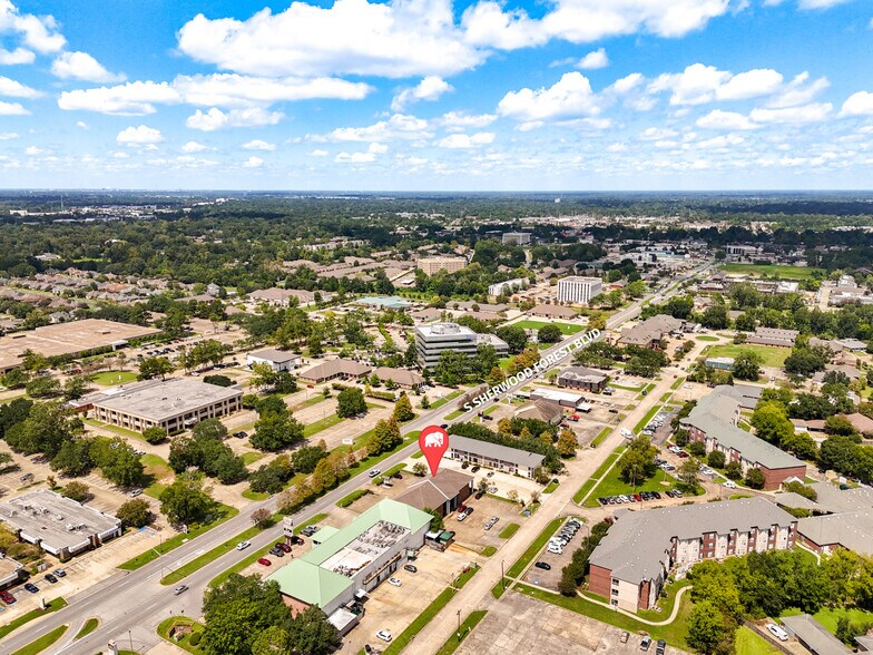 4137 S Sherwood Forest Blvd, Baton Rouge, LA à louer - Photo de l’immeuble – Image 2 sur 10