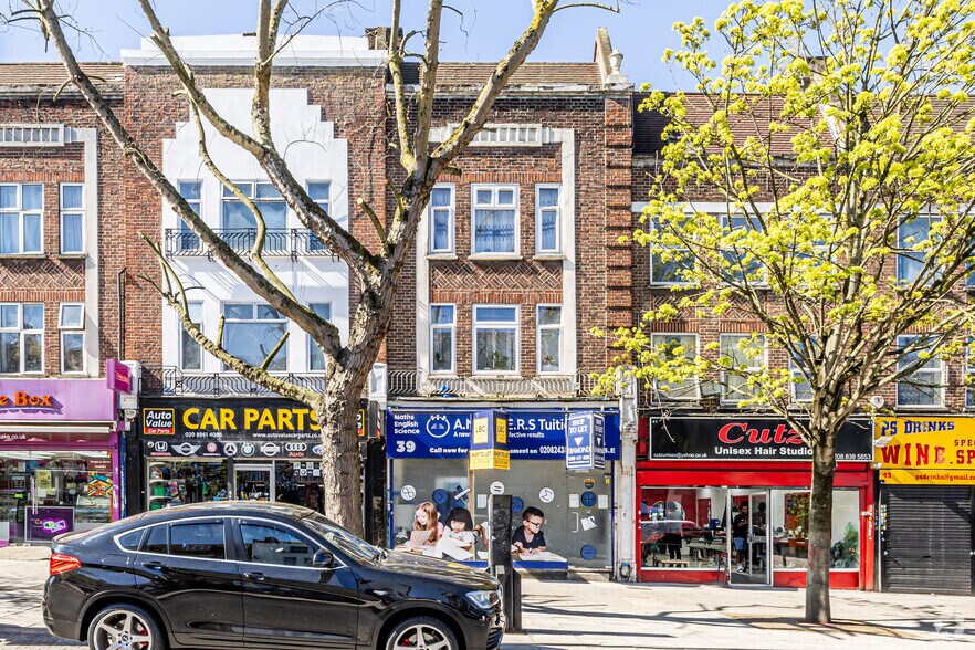 39 Craven Park Rd, Londres à louer - Photo principale – Image 2 sur 4