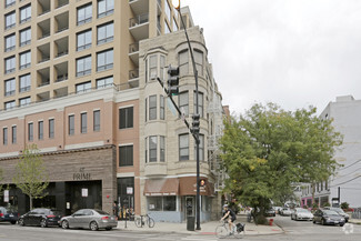 Plus de détails pour 701 N Wells St, Chicago, IL - Local commercial à louer