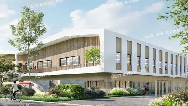 Plus de détails pour Local d’activités à vendre