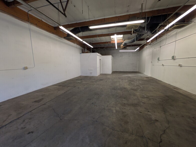22305-22319 S Vermont Ave, Torrance, CA à louer - Photo de l’immeuble – Image 3 sur 8