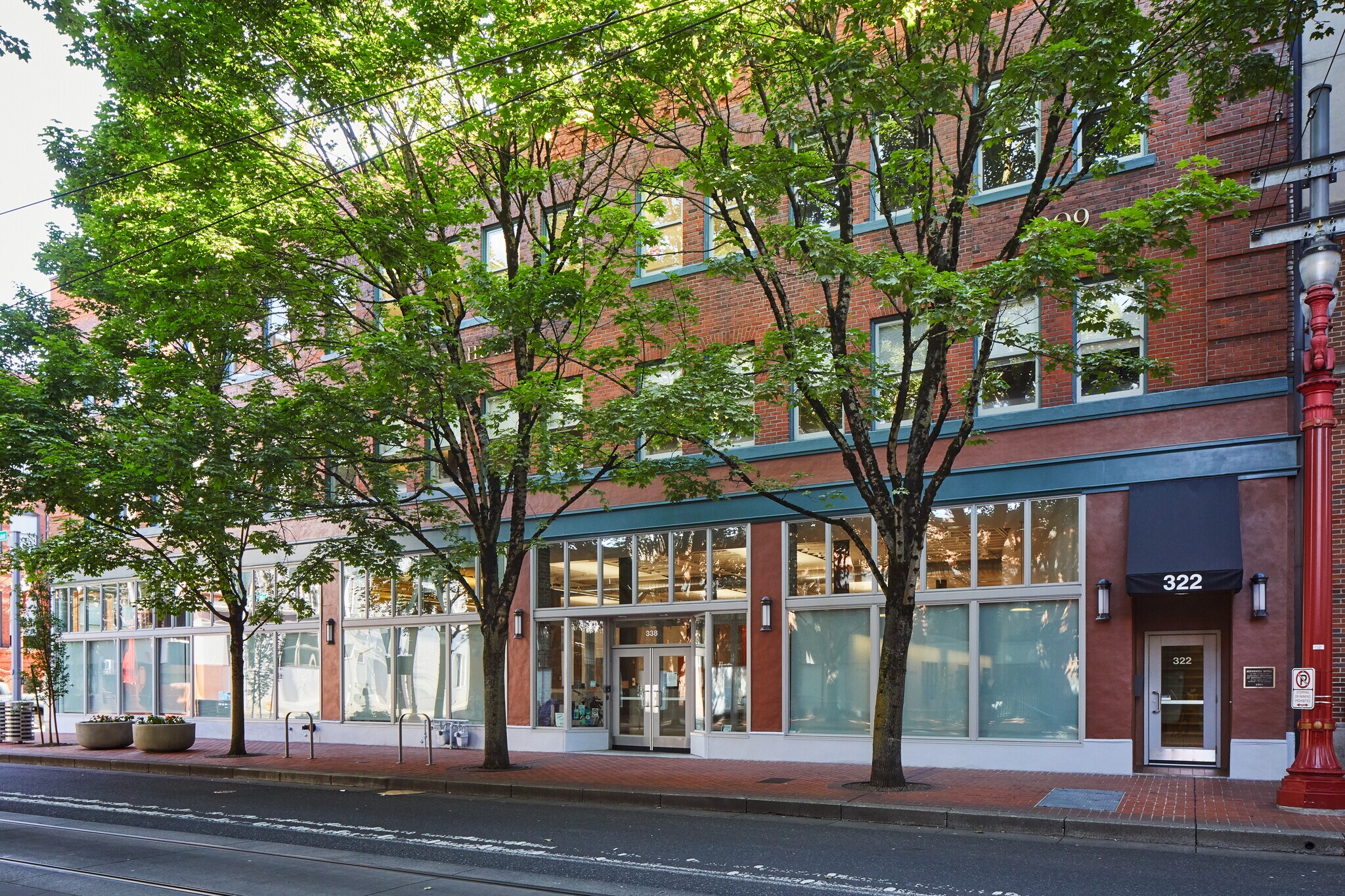 322-338 NW Fifth Ave, Portland, OR à louer Photo de l’immeuble– Image 1 sur 20