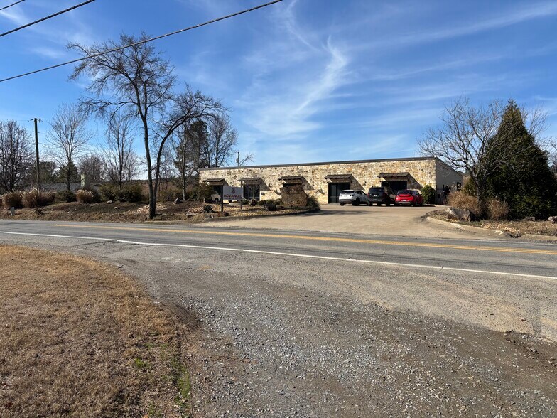 7000 Crystal Hill Rd, North Little Rock, AR à vendre - Photo de l’immeuble – Image 3 sur 16