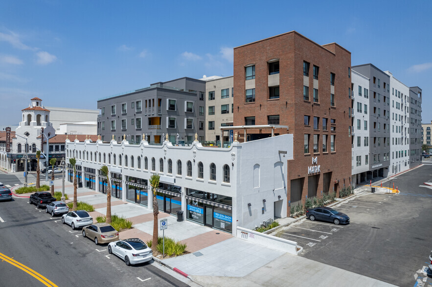 3777 Mission Inn Ave, Riverside, CA à louer - Photo de l’immeuble – Image 1 sur 2