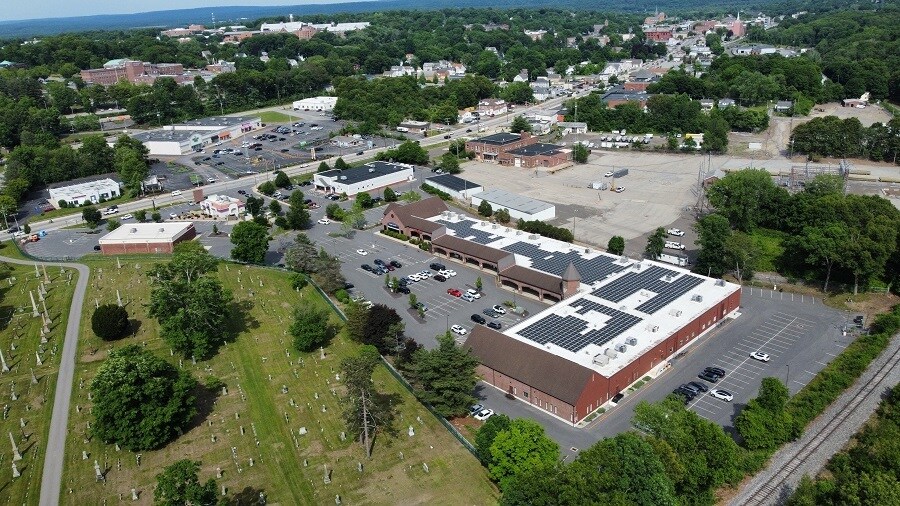 1320 Main St, Willimantic, CT à louer Photo de l’immeuble– Image 1 sur 17