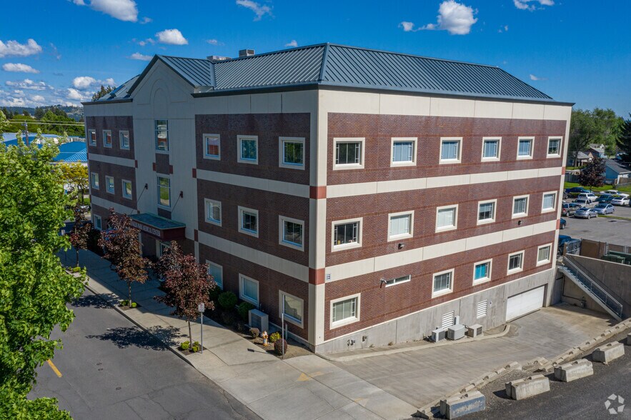 220 E Rowan Ave, Spokane, WA à louer - Photo de l’immeuble – Image 3 sur 19