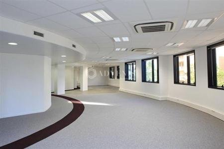 Bureau dans Levallois-Perret à louer - Photo intérieure – Image 2 sur 4