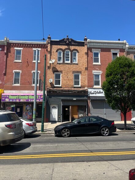 2721-2725 W Girard Ave, Philadelphia, PA à louer - Photo de l’immeuble – Image 2 sur 7