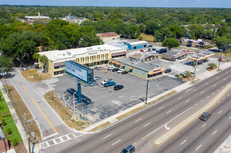 210-220 W Brandon Blvd, Brandon, FL à louer - Aérien – Image 2 sur 5