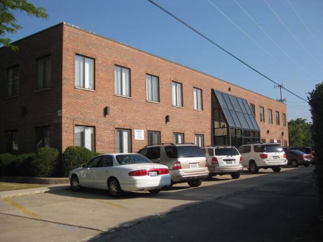 6601 N Avondale Ave, Chicago, IL à vendre - Photo de l’immeuble – Image 3 sur 4