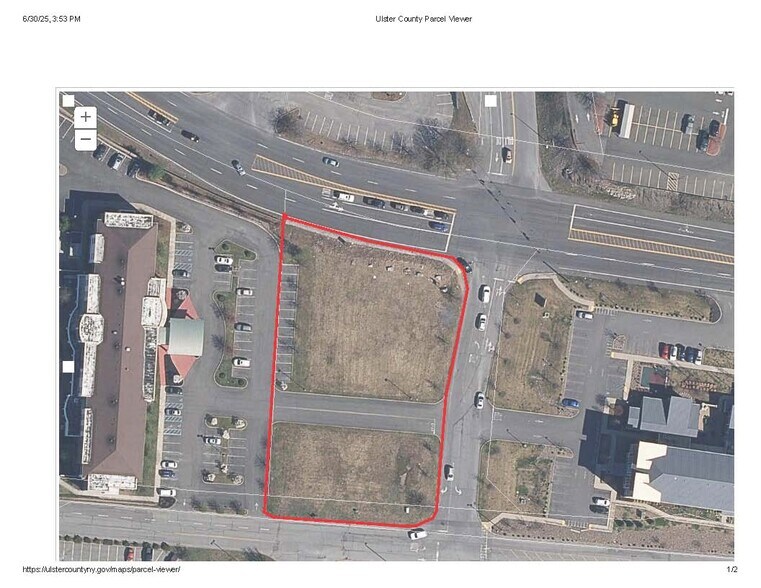 650-670 Frank Sottile blvd, Kingston, NY à vendre - Photo de l’immeuble – Image 1 sur 12