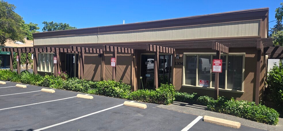 1304 Oak Ave, Saint Helena, CA à louer - Photo de l’immeuble – Image 2 sur 11