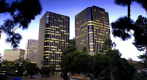 1925 Century Park E, Los Angeles, CA à louer - Photo de l’immeuble – Image 2 sur 43