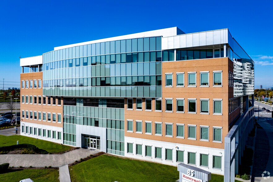 85 Enterprise Blvd, Markham, ON à louer - Photo de l’immeuble – Image 1 sur 7