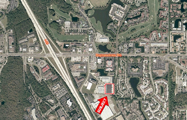 8286 Western Way Cir, Jacksonville, FL à louer Photo de l’immeuble– Image 1 sur 3