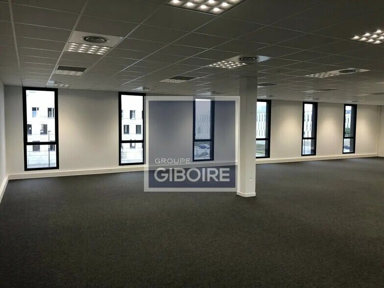 22 Rue Du Bourg Nouveau, Rennes à louer - Photo de l’immeuble – Image 3 sur 5