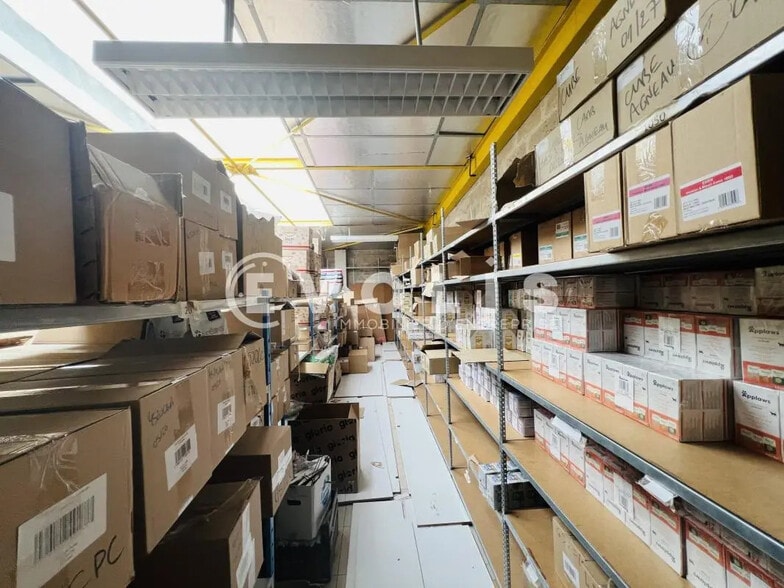 Local commercial dans Pontault-Combault à louer - Photo de l’immeuble – Image 2 sur 3