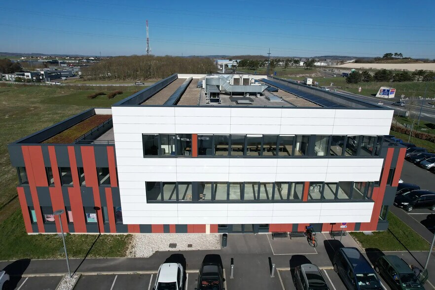 13 A Route De Soissons, Tinqueux à louer - Photo de l’immeuble – Image 3 sur 5