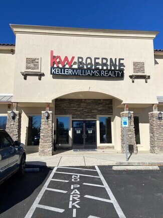 Plus de détails pour 1018 River Rd, Boerne, TX - Bureau/Local commercial à louer