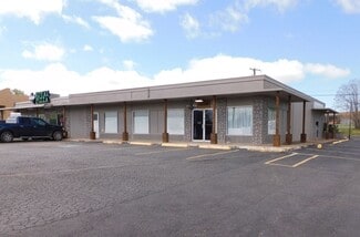 Plus de détails pour 200-202 S Ridgeway Dr, Cleburne, TX - Local commercial à vendre