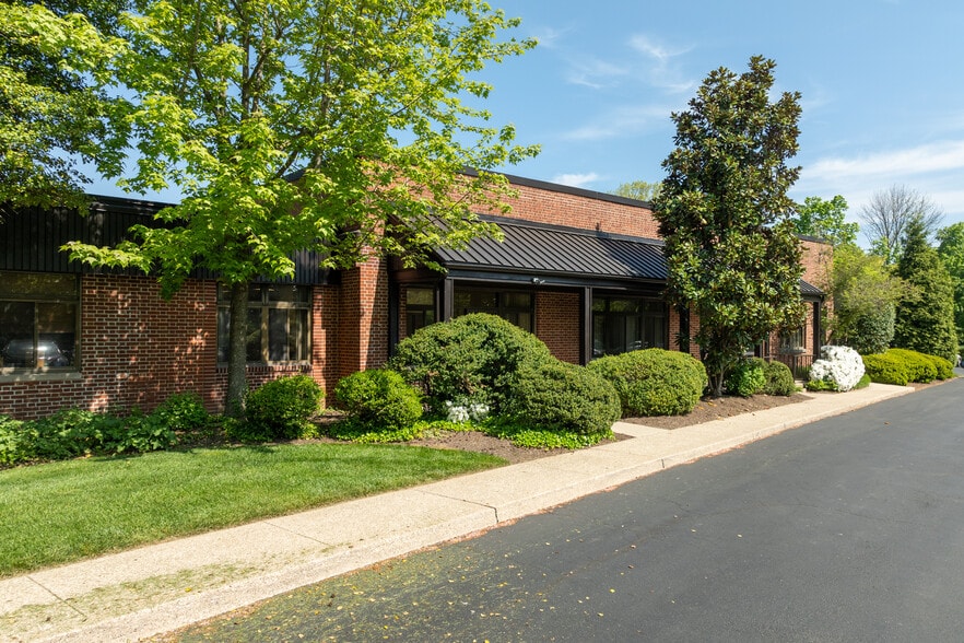 Wyndhill Professional Center - Bureau