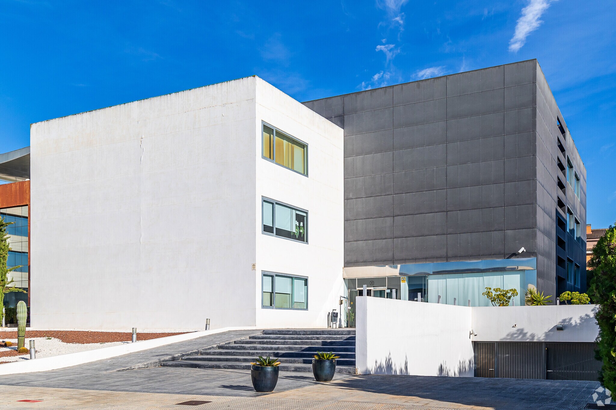 Bureau dans Paterna, Valencia à vendre Photo principale– Image 1 sur 5