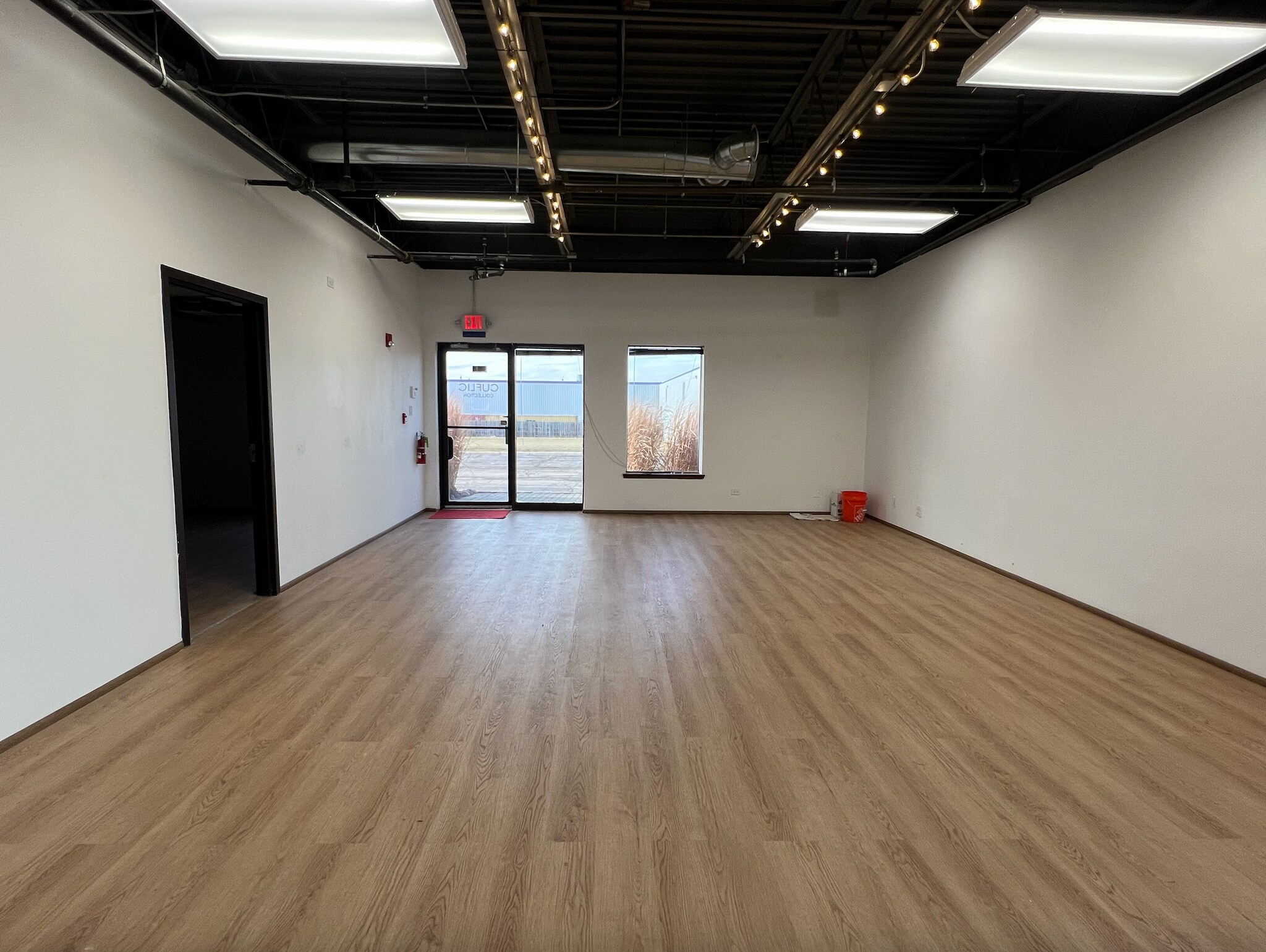 455 Kehoe Blvd, Carol Stream, IL à louer Photo principale– Image 1 sur 8