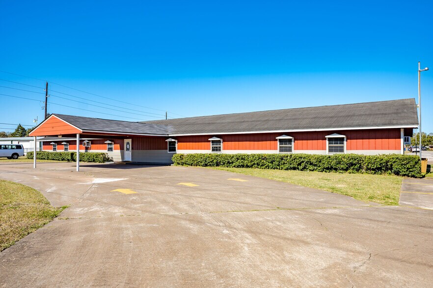 5111 Powerline Rd, Richmond, TX à vendre - Photo de l’immeuble – Image 2 sur 36