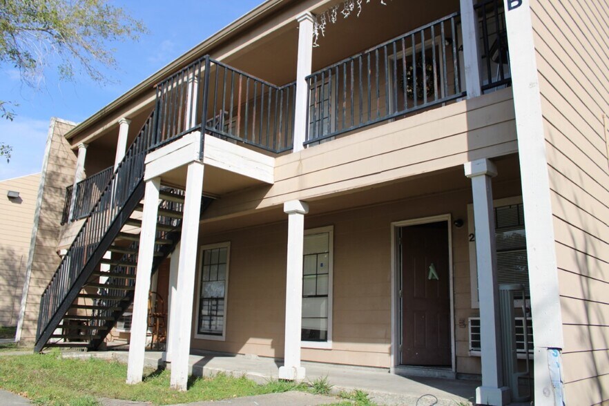 644 Monet Dr, Baton Rouge, LA à vendre - Photo de l’immeuble – Image 3 sur 5