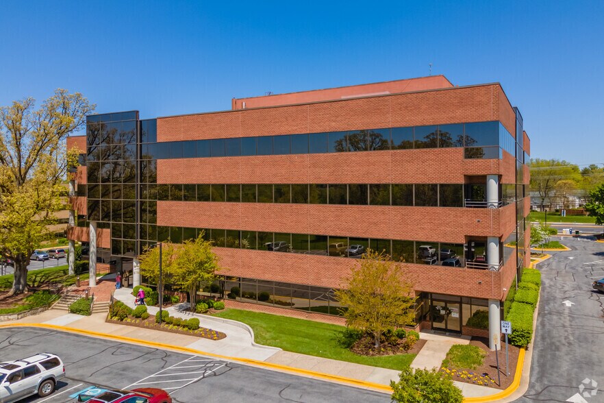 12800 Middlebrook Rd, Germantown, MD à vendre - Photo de l’immeuble – Image 2 sur 18