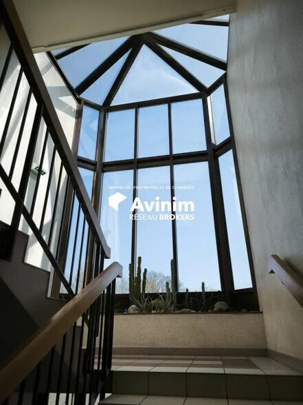 Bureau dans Épinay-sur-Orge à louer - Photo de l’immeuble – Image 2 sur 11