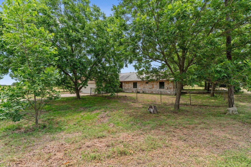 3809 Kelly Ln, Pflugerville, TX à louer - Photo de l’immeuble – Image 3 sur 15