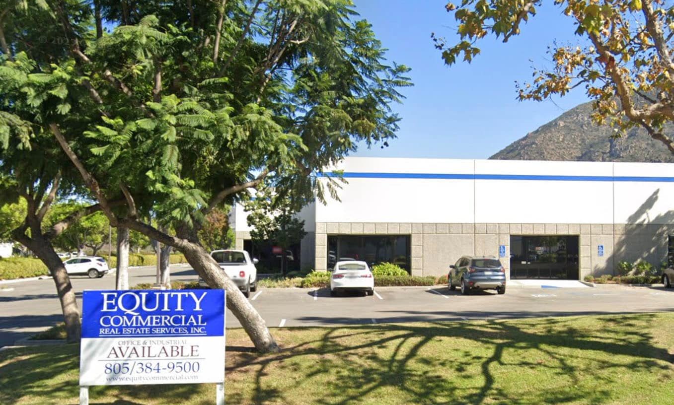 850 Calle Plano, Camarillo, CA à louer Photo de l’immeuble– Image 1 sur 10