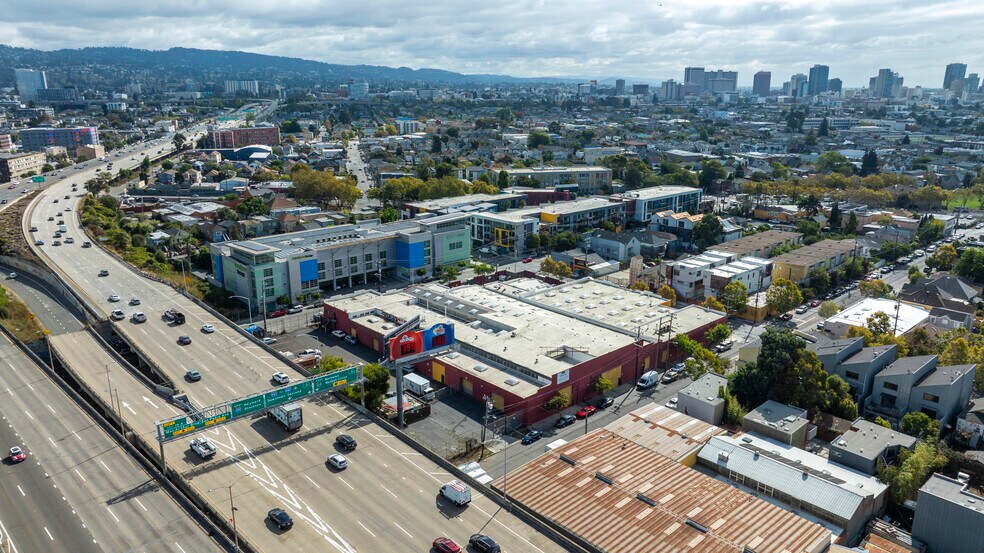 3421 Hollis St, Oakland, CA à vendre - Photo de l’immeuble – Image 3 sur 28