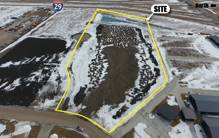 9700 39th S st, Fargo, ND à vendre - Photo de l’immeuble – Image 2 sur 2