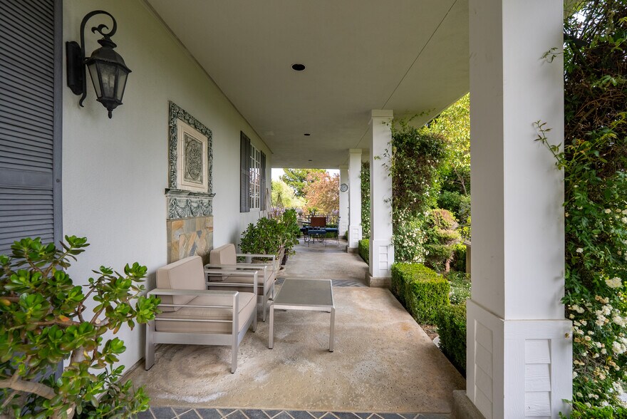 5405 Vineyard Dr, Paso Robles, CA à vendre - Photo de l’immeuble – Image 3 sur 211