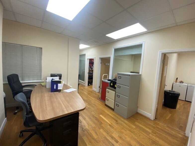 St Johns Rd, Kingston Upon Thames à vendre - Photo intérieure – Image 3 sur 4