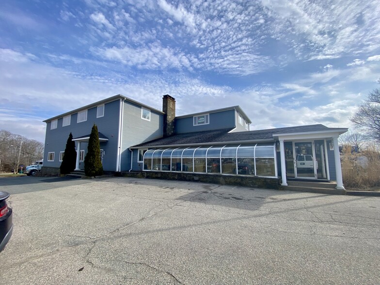 1 Park Ave, Portsmouth, RI à louer - Photo de l’immeuble – Image 3 sur 5