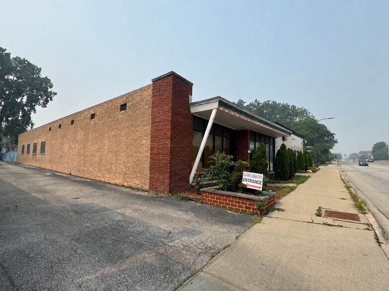 2422 Dempster St, Evanston, IL à vendre - Photo de l’immeuble – Image 2 sur 26