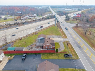 Plus de détails pour 4422 Hillegas Rd, Fort Wayne, IN - Spécialisé à vendre