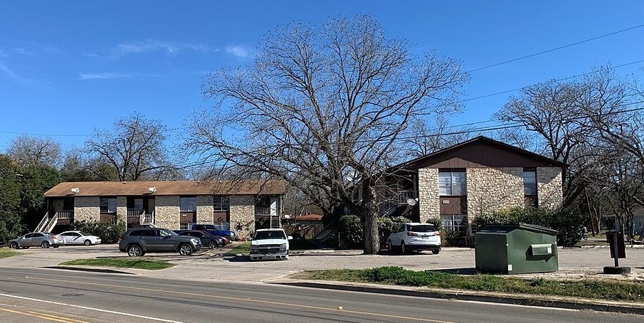 103 Smith Lane, San Marcos, TX à vendre - Photo principale – Image 1 sur 1