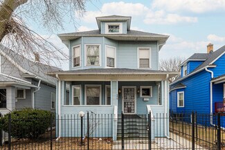 Plus de détails pour 5415 W Augusta Blvd, Chicago, IL - Logement à vendre